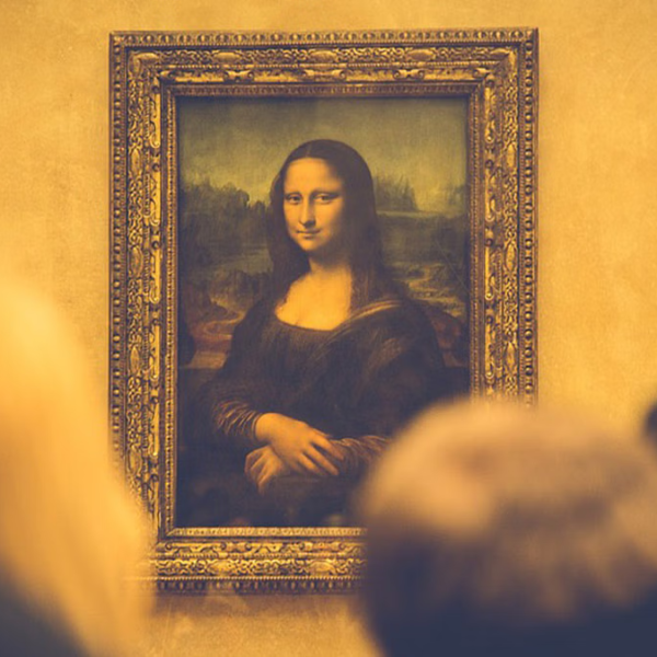 DA VINCI IMPROVISED ON MONA LISA’S SMILE TILL HIS DEATH